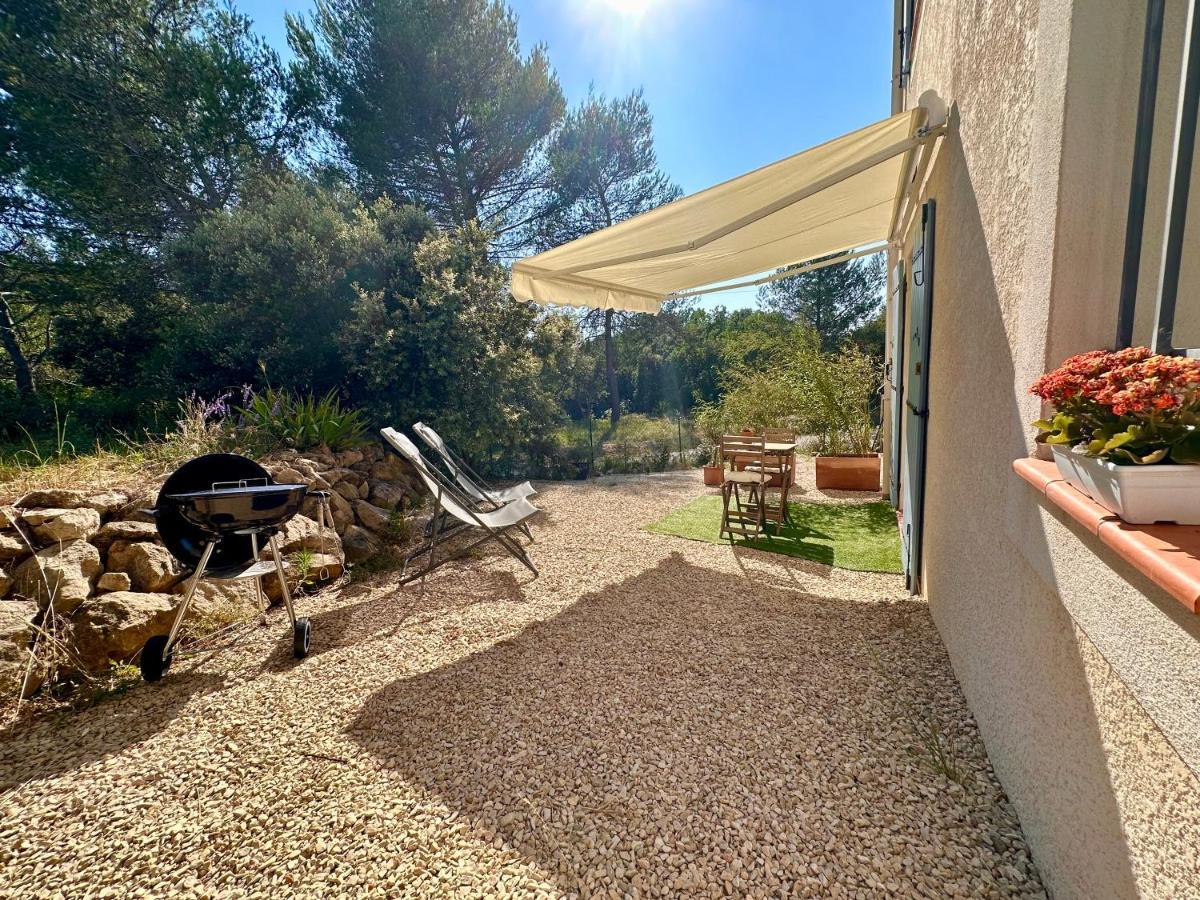 Paisible Studio Tout Neuf En Lisiere De Foret Peyrolles-en-Provence Esterno foto