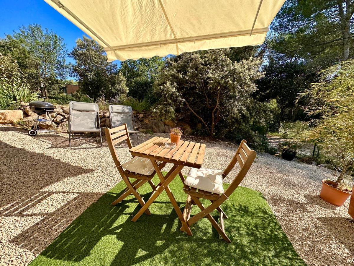 Paisible Studio Tout Neuf En Lisiere De Foret Peyrolles-en-Provence Esterno foto